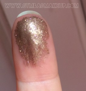 colour_pop_nillionaire_finger_swatch