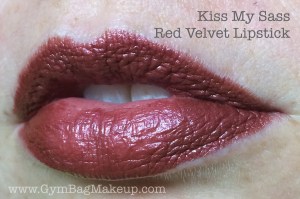 kms_red_velvet_lipstick_lip_swatch