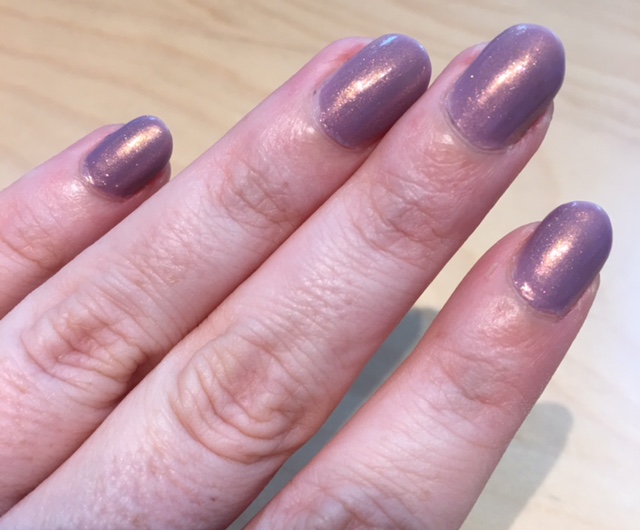 ilnp_lilac_bridges_nail_swatch